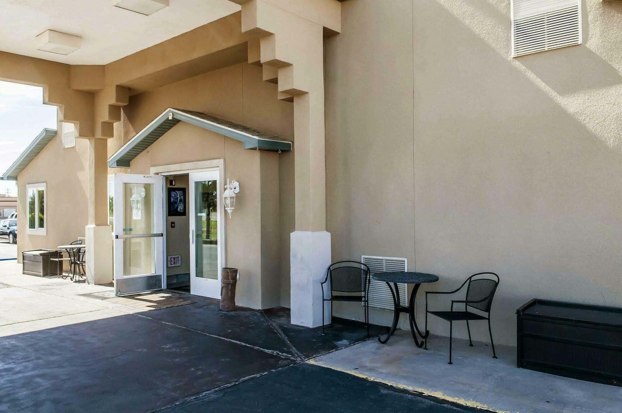 Quality Inn Moriarty Exterior photo